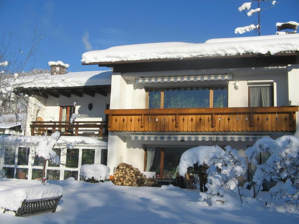 110 qm Ferienwohnung Haus Renn Bischofswiesen Exterior foto